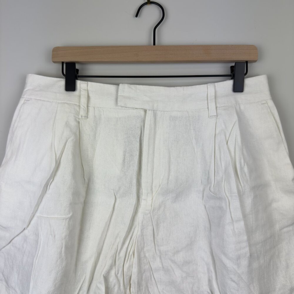 NWT Target Women's Linen Shorts, Size 12 - Picture 2 of 4